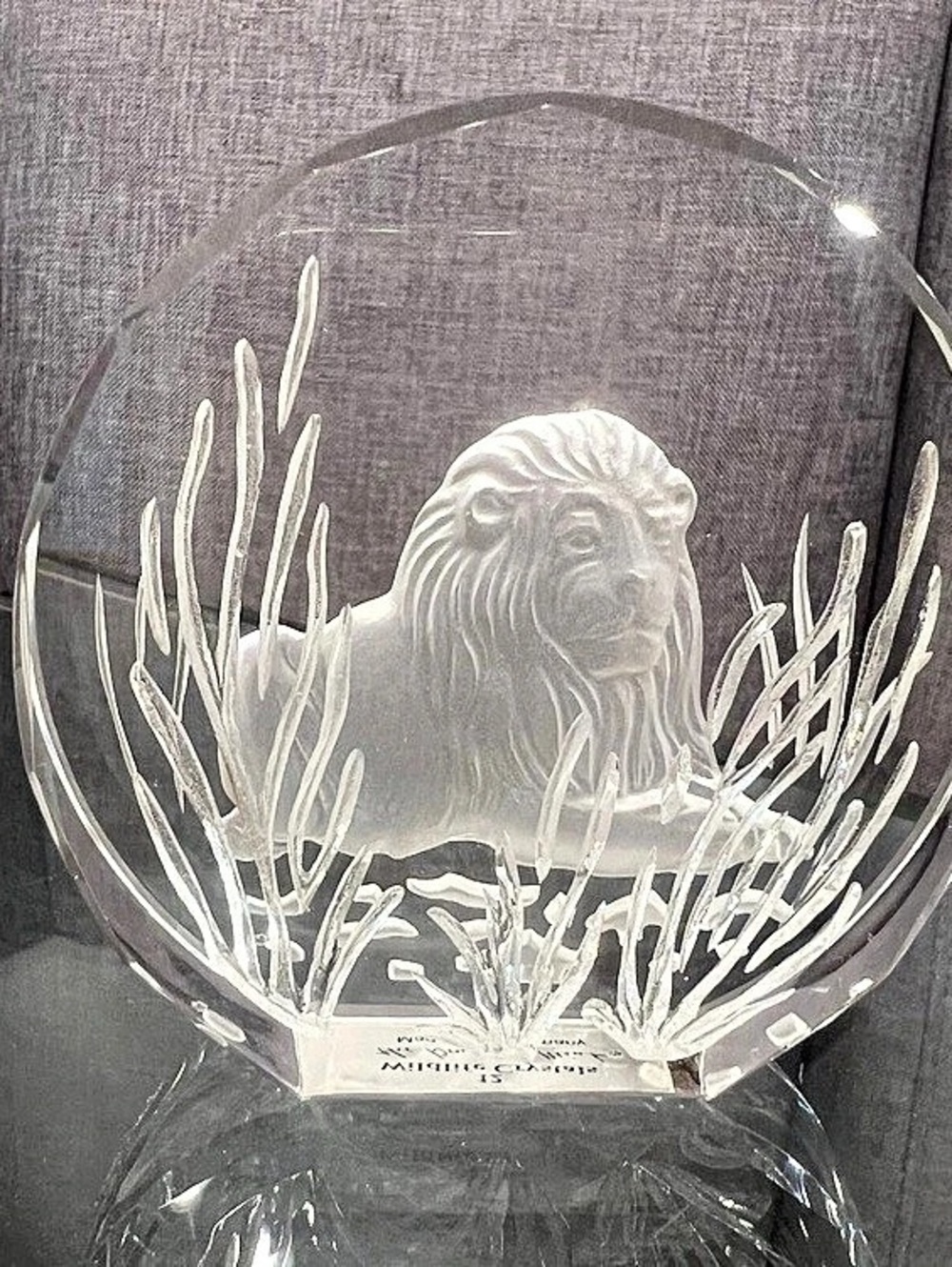 Wildlife Crystals 12 Lion Glass Art Sculpture paperweight